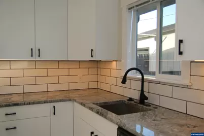 1661 Cooper St, Lebanon, OR 97355 - Photo 6