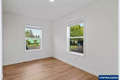 133 Broadmore Av NE #133B, Salem, OR 97301 - Photo 8