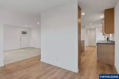 133 Broadmore Av NE #133B, Salem, OR 97301 - Photo 10