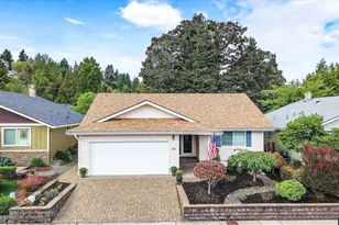 1882 Woodstock Cir NW, Salem, OR 97304 - Photo 2