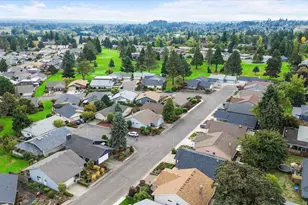 1882 Woodstock Cir NW, Salem, OR 97304 - Photo 24