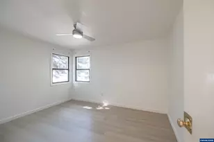 875 S 5th St, Lebanon, OR 97355 - Photo 20