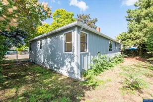 875 S 5th St, Lebanon, OR 97355 - Photo 28