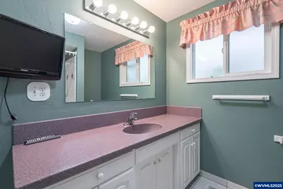 414 SW Westwood Dr, Dallas, OR 97338 - Photo 22