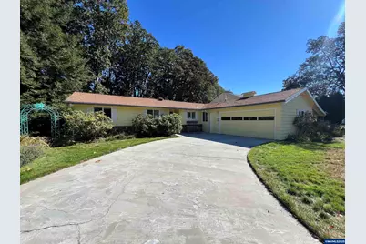 414 SW Westwood Dr, Dallas, OR 97338 - Photo 1