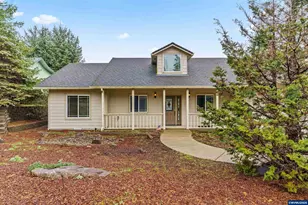 2222 Primrose Ln, Florence, OR 97439 - Photo 2