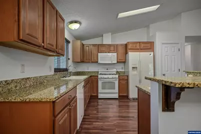 47280 Lyons Mill City Dr, Lyons, OR 97358 - Photo 12
