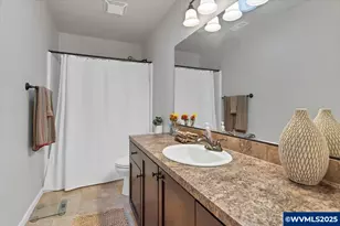419 Vine Ave, Woodburn, OR 97071 - Photo 34