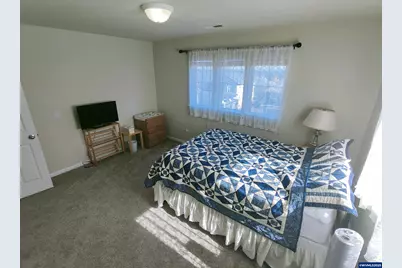 523 Golden Eagle St NW, Salem, OR 97304 - Photo 24