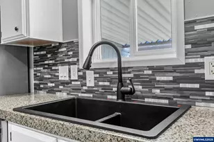 5048 Silver (#112) Lp NE, Salem, OR 97305 - Photo 14