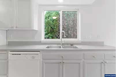 4810 Bonanza Dr NE, Salem, OR 97305 - Photo 20