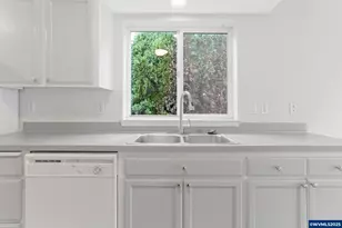 4810 Bonanza Dr NE, Salem, OR 97305 - Photo 20