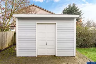 4810 Bonanza Dr NE, Salem, OR 97305 - Photo 44