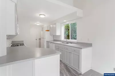 4810 Bonanza Dr NE, Salem, OR 97305 - Photo 18