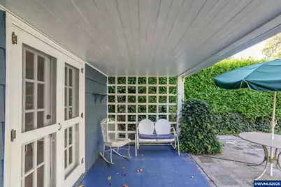 735 Church St SE, Salem, OR 97301 - Photo 40