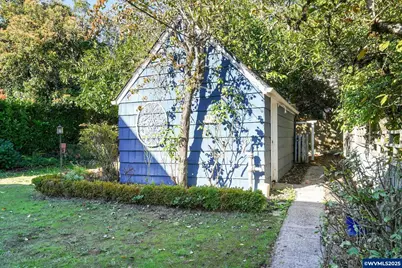 735 Church St SE, Salem, OR 97301 - Photo 44