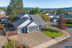 610 NW Hillcrest Dr, Dallas, OR 97338 - Photo 2