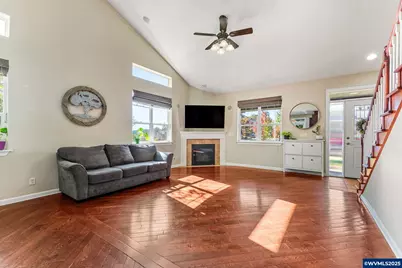 610 NW Hillcrest Dr, Dallas, OR 97338 - Photo 6