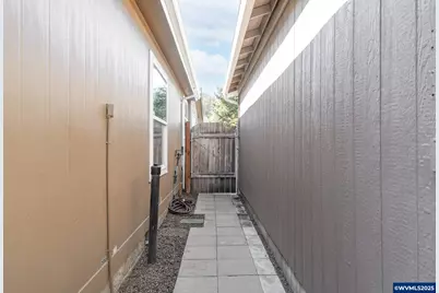 917 Luke St, Independence, OR 97351 - Photo 40