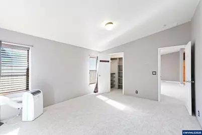 917 Luke St, Independence, OR 97351 - Photo 28