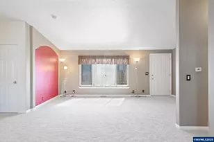 917 Luke St, Independence, OR 97351 - Photo 10