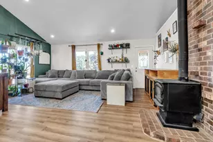 845 Perrydale Rd, Dallas, OR 97338 - Photo 6