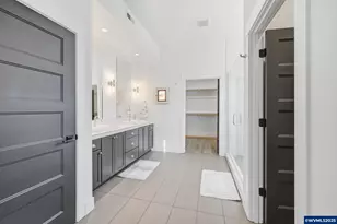 1140 SW Sylvia St, Corvallis, OR 97333 - Photo 32