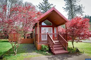 8372 Enchanted #184 Wy SE, Turner, OR 97392 - Photo 2