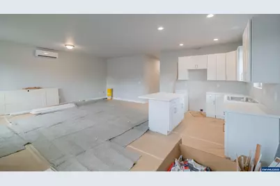 1230 49th Av, Sweet Home, OR 97386 - Photo 2