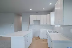 1230 49th Ave, Sweet Home, OR 97386 - Photo 12