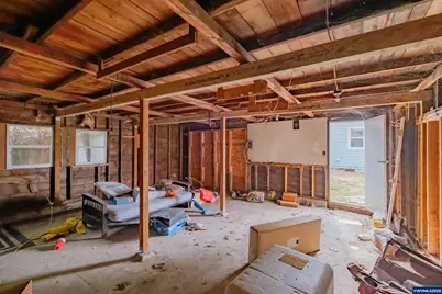 301 Russell St, Lebanon, OR 97355 - Photo 42