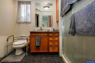 4300 Briar Knob Lp NE, Scotts Mills, OR 97375 - Photo 26