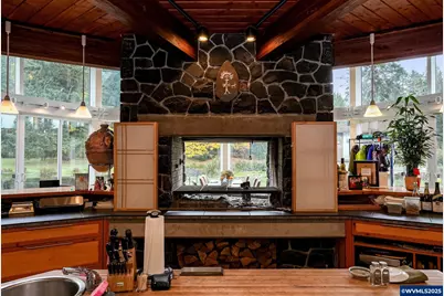 4300 Briar Knob Lp NE, Scotts Mills, OR 97375 - Photo 18