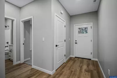 1128 Norway St NE, Salem, OR 97301 - Photo 4