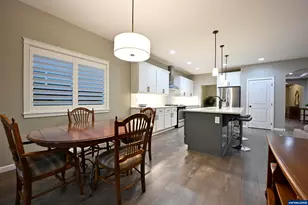 2332 Veneta Ave S, Salem, OR 97302 - Photo 12