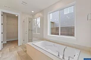 3075 Olympic St, Woodburn, OR 97071 - Photo 32