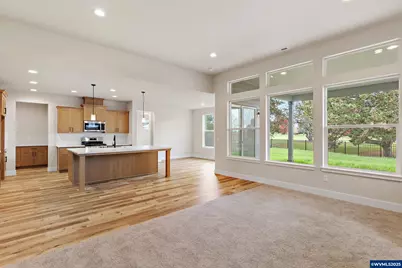 3075 Olympic St, Woodburn, OR 97071 - Photo 14