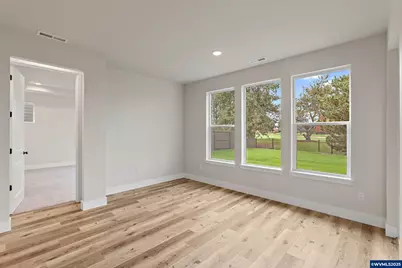 3075 Olympic St, Woodburn, OR 97071 - Photo 28