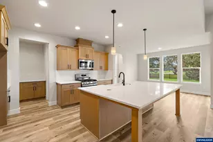 3075 Olympic St, Woodburn, OR 97071 - Photo 20