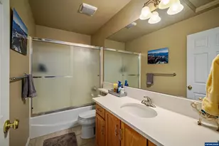 528 Creekside Dr SE, Salem, OR 97306 - Photo 46