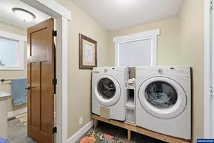 1250 Hampden Ln NE, Salem, OR 97317 - Photo 16