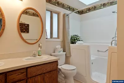 1060 Silver Falls Dr NE, Silverton, OR 97381 - Photo 16