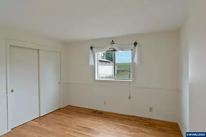 1060 Silver Falls Dr NE, Silverton, OR 97381 - Photo 18