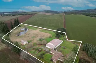 1060 Silver Falls Dr NE, Silverton, OR 97381 - Photo 2