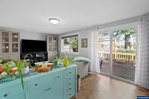 1328 Alberta Ave E, Monmouth, OR 97361 - Photo 10