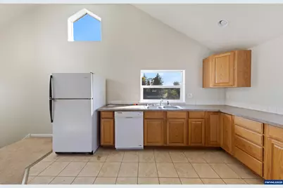 1111 SW Levens St, Dallas, OR 97338 - Photo 32