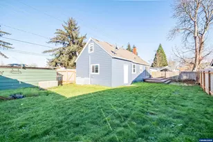 1050 Barnes Ave SE, Salem, OR 97306 - Photo 44