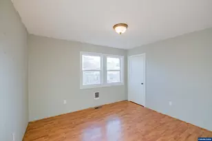 1050 Barnes Ave SE, Salem, OR 97306 - Photo 26