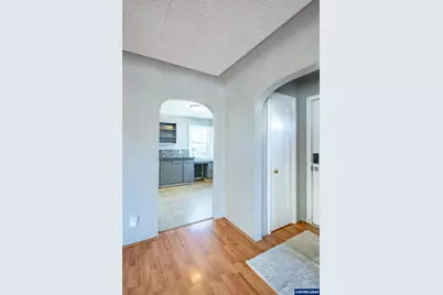 1050 Barnes Av SE, Salem, OR 97306 - Photo 12