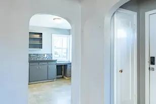 1050 Barnes Ave SE, Salem, OR 97306 - Photo 12